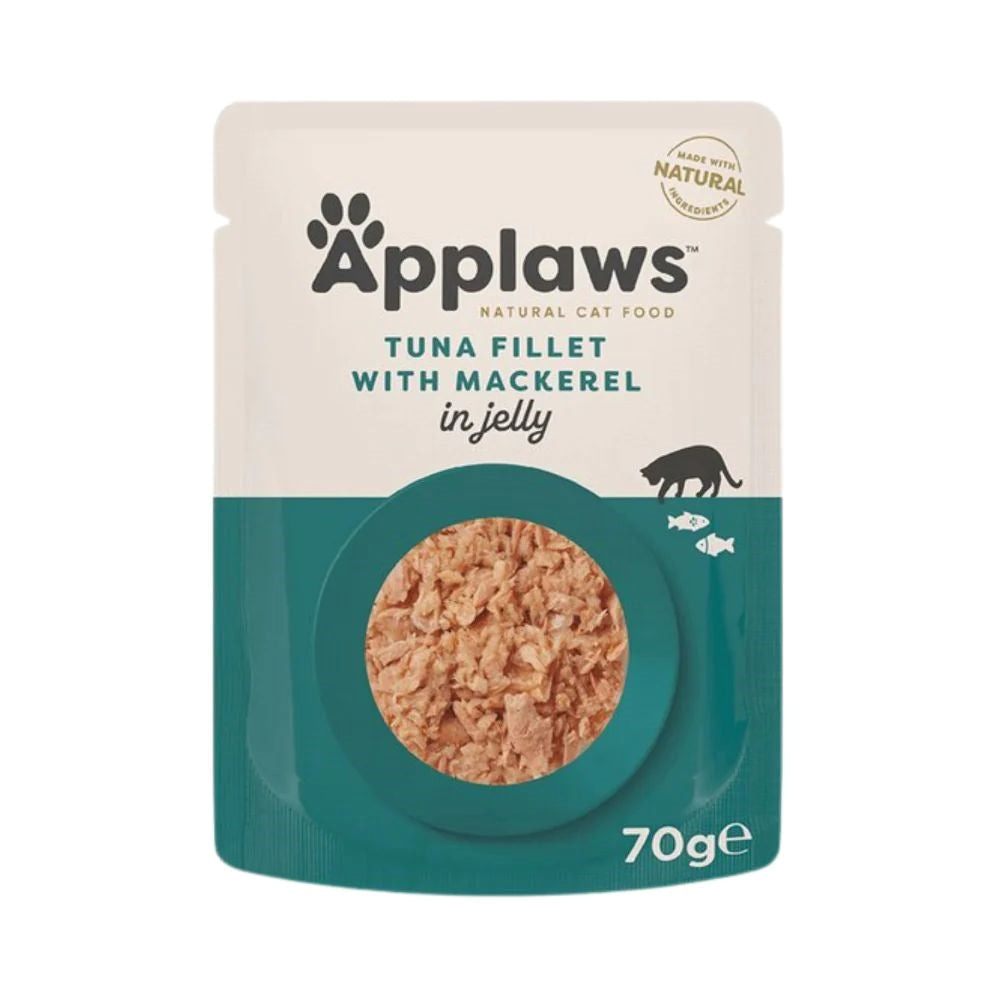 اكل رطب للقطط الصغيرة